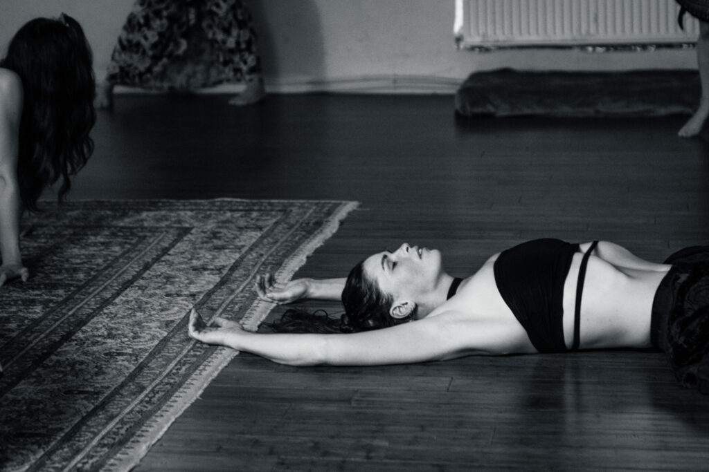 She Who Moves, innerlijke reis